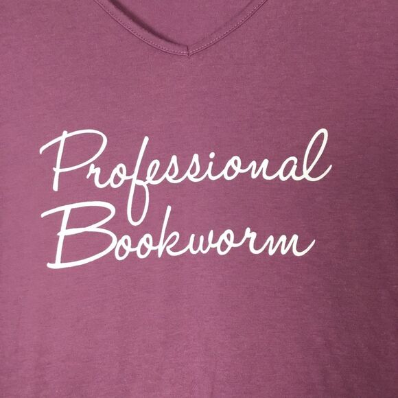 “Professional Bookworm” soft tee in eggplant purple v neck short sleeve size XL - Picture 2 of 4